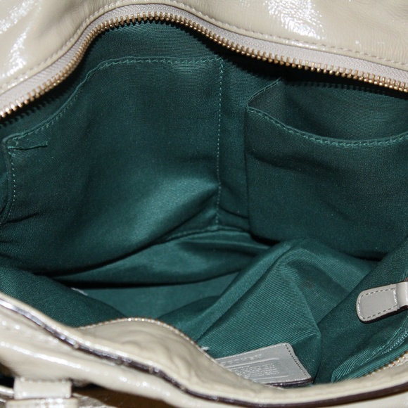 Vintage Coach F14022 Chelsea shoulder bag. - Picture 6 of 7